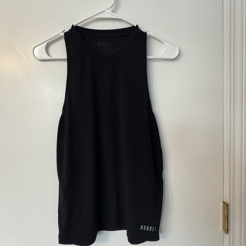 NOBULL High Neck Muscle Tank - Size XS